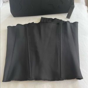 Skims Waist trainer - NWT